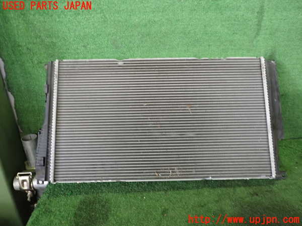 2UPJ-9230952321]BMW i3(1Z06)(I01)ラジエーター1 中古_2