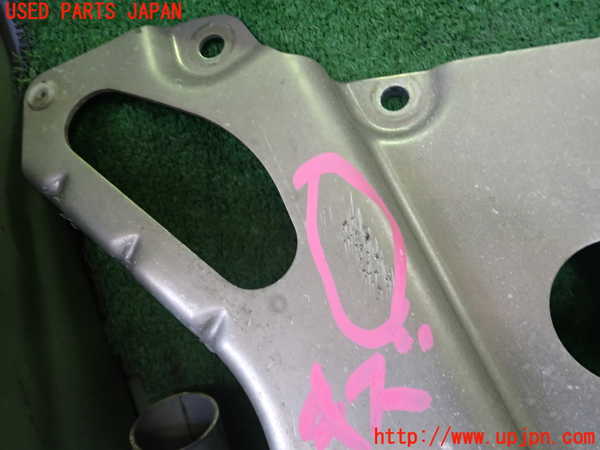 2UPJ-9230951721]BMW i3(1Z06)(I01)アンダーカバー1 中古_3