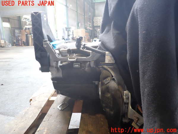 2UPJ-9230953010]BMW i3(1Z06)(I01)ミッション AT W20K06A-P250 中古_2