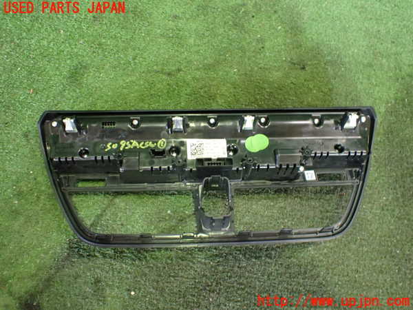2UPJ-9230956066]BMW i3(1Z06)(I01)エアコンスイッチ1 中古_2