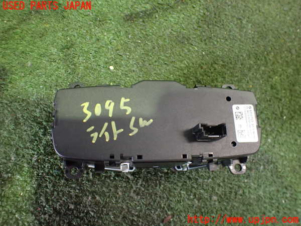 2UPJ-9230956285]BMW i3(1Z06)(I01)ライトスイッチ 中古_2