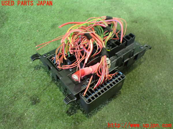 2UPJ-9230956741]BMW i3(1Z06)(I01)ヒューズボックス1 中古_2