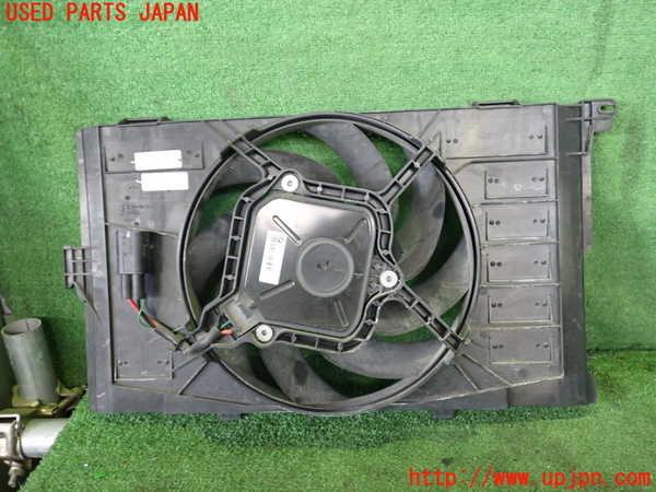 2UPJ-9230956836]BMW i3(1Z06)(I01)電動ファン1 中古_2