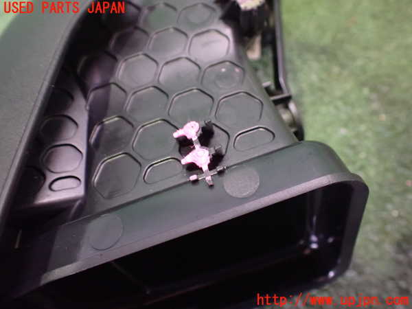 2UPJ-9230957527]BMW i3(1Z06)(I01)エアコン吹き出し口2 (右) 中古_4