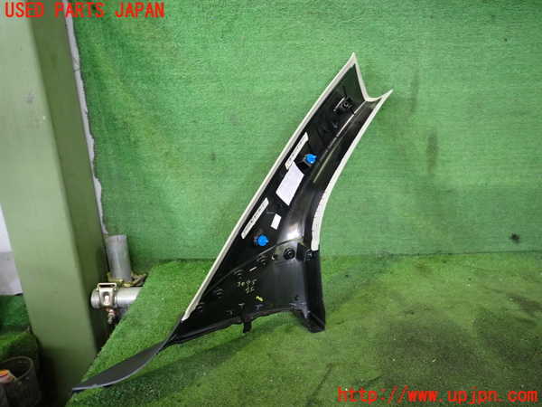 2UPJ-9230957660]BMW i3(1Z06)(I01)左フロントピラートリム 中古_2