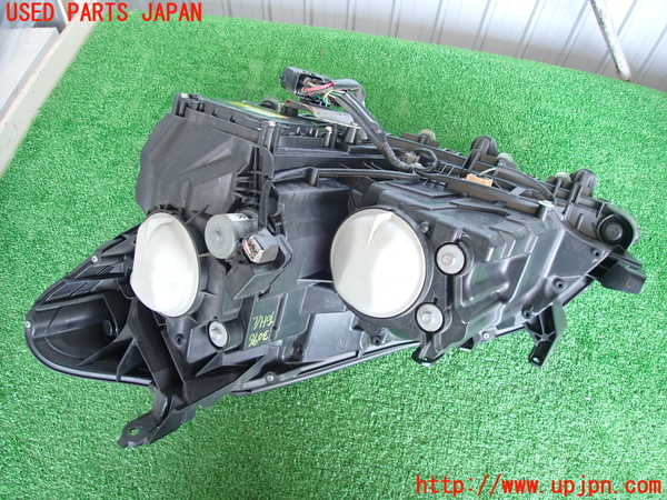 2UPJ-9230961130]クラウン ロイヤル(GRS200)右ヘッドライト HID 中古_2