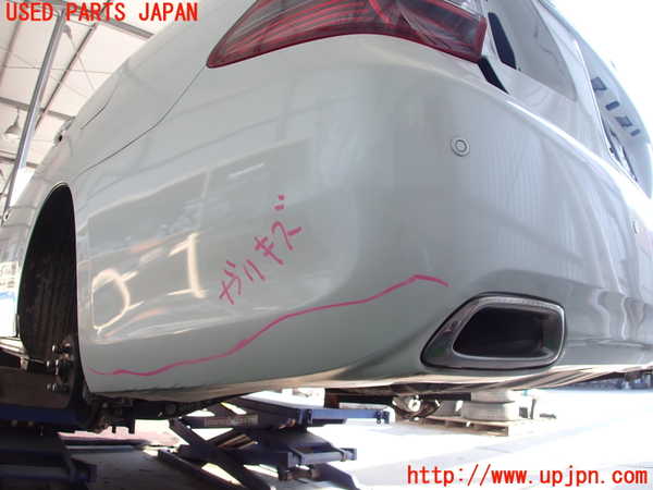2UPJ-9230961610]クラウン ロイヤル(GRS200)リアバンパー 中古_2