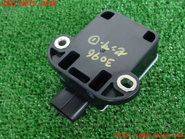 2UPJ-9230966381]クラウン ロイヤル(GRS200)センサー1 (ヨーレート) 中古_2