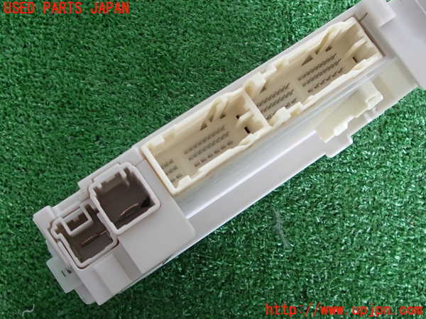 2UPJ-9230966742]クラウン ロイヤル(GRS200)ヒューズボックス2 中古_4