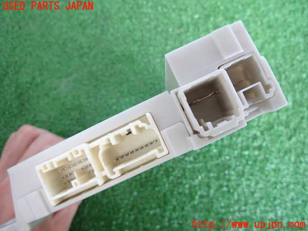 2UPJ-9230966743]クラウン ロイヤル(GRS200)ヒューズボックス3 中古_4