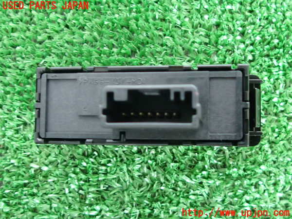 2UPJ-9230966290]クラウン ロイヤル(GRS200)ハザードスイッチ 中古_4