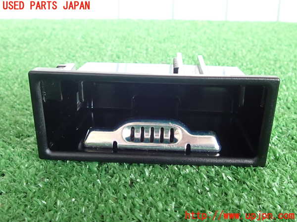 2UPJ-9230967821]クラウン ロイヤル(GRS200)灰皿1 中古_3