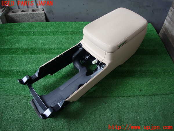 2UPJ-9230967540]クラウン ロイヤル(GRS200)センターコンソール 中古_2