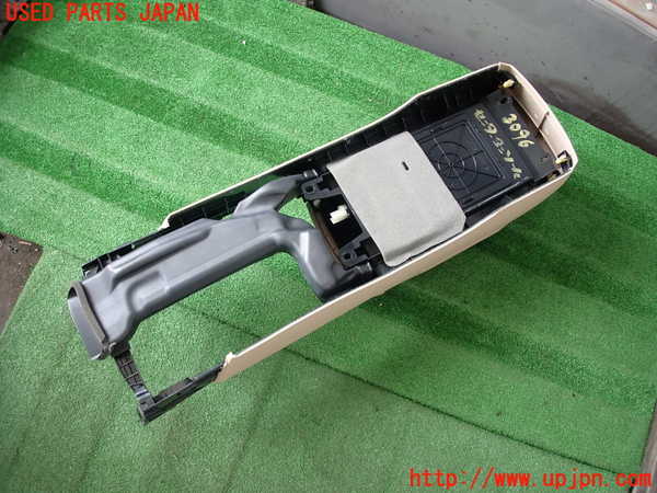 2UPJ-9230967540]クラウン ロイヤル(GRS200)センターコンソール 中古_4