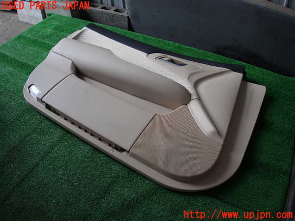 2UPJ-9230961264]クラウン ロイヤル(GRS200)左前ドア内張り 中古_2