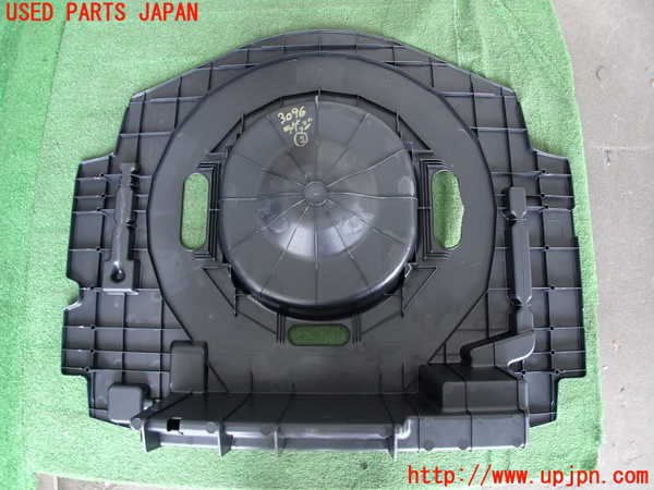 2UPJ-9230967772]クラウン ロイヤル(GRS200)ラゲッジトレイ2 中古_2