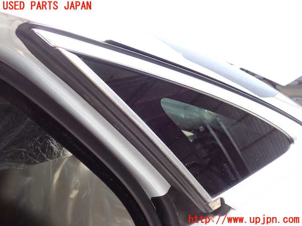 2UPJ-9230971382]ジャガー・XJ(J12LA)左クォーターガラス (43R-001090) 中古_2