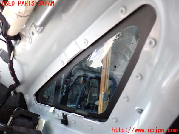 2UPJ-9230971382]ジャガー・XJ(J12LA)左クォーターガラス (43R-001090) 中古_4