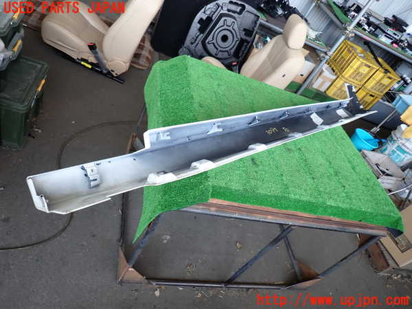 2UPJ-9230971390]ジャガー・XJ(J12LA)右サイドステップ 中古_5