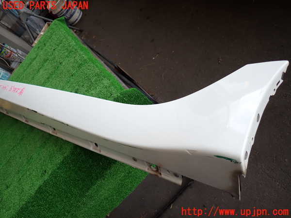 2UPJ-9230971392]ジャガー・XJ(J12LA)左サイドステップ 中古_3