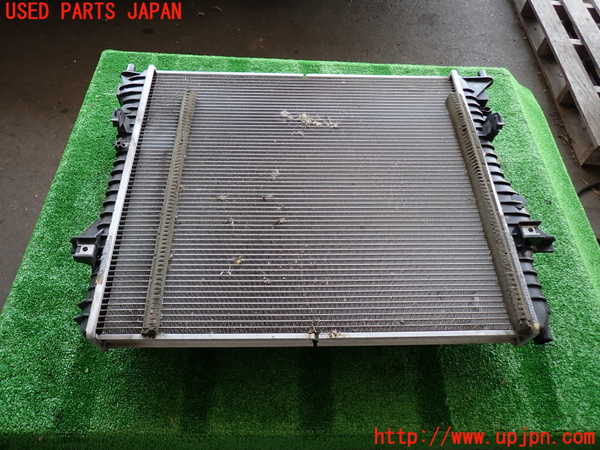 2UPJ-9230972321]ジャガー・XJ(J12LA)ラジエーター1 中古_3