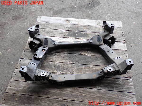 2UPJ-9230975285]ジャガー・XJ(J12LA)フロントメンバー 中古_2