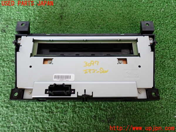 2UPJ-9230976066]ジャガー・XJ(J12LA)エアコンスイッチ1 中古_2