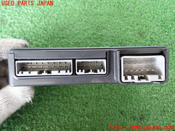 2UPJ-9230976146]ジャガー・XJ(J12LA)コンピューター1 中古_2