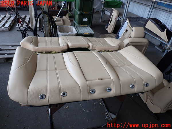 2UPJ-9230977385]ジャガー・XJ(J12LA)リアシート 中古_2