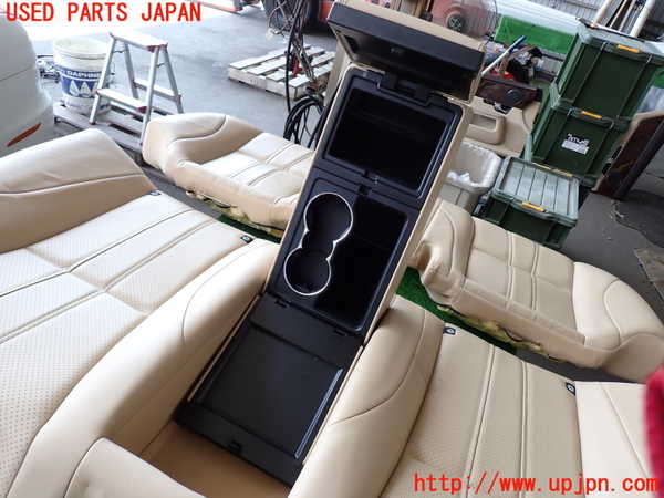 2UPJ-9230977385]ジャガー・XJ(J12LA)リアシート 中古_3