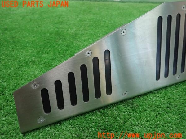 3UPJ=9230980627]VW ザ･ビートル(16CBZ)前期 純正？フットレスト 中古_5