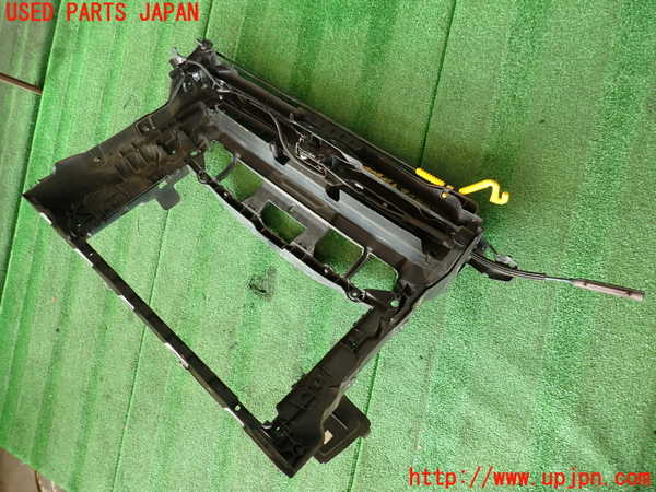 2UPJ-9230981041]VW ザ･ビートル(16CBZ)コアサポート 中古_3