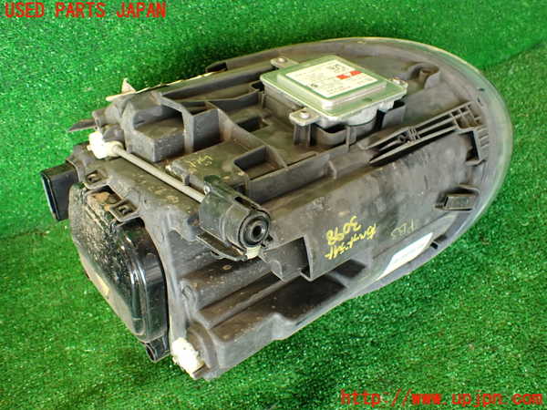 2UPJ-9230981130]VW ザ･ビートル(16CBZ)右ヘッドライト HID 中古_4