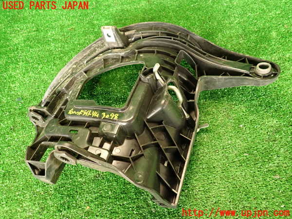 2UPJ-9230981140]VW ザ･ビートル(16CBZ)右ヘッドライトリム 中古_2