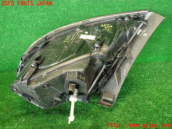 2UPJ-9230981536]VW ザ･ビートル(16CBZ)左テールランプ 中古_4