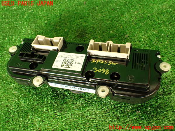 2UPJ-9230986066]VW ザ･ビートル(16CBZ)エアコンスイッチ1 中古_3