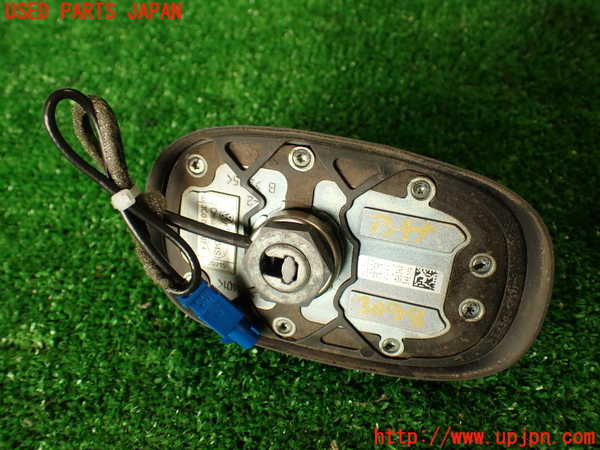 2UPJ-9230986550]VW ザ･ビートル(16CBZ)アンテナ 中古_4