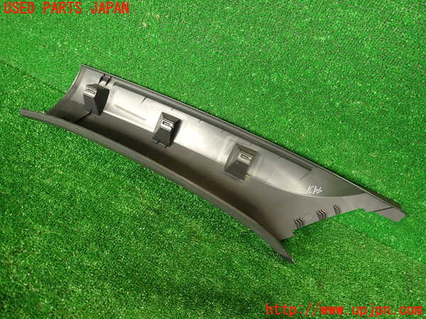 2UPJ-9230987655]VW ザ･ビートル(16CBZ)右フロントピラートリム 中古_4