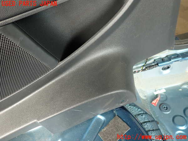 2UPJ-9230987680]VW ザ･ビートル(16CBZ)左リアピラートリム 中古_2