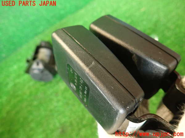 2UPJ-9230987155]VW ザ･ビートル(16CBZ)右2列目シートベルト 中古_3