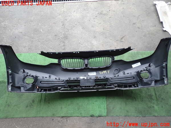 2UPJ-9230991010]BMW 320d ツーリング(8C20)フロントバンパー 中古 (F31)_5