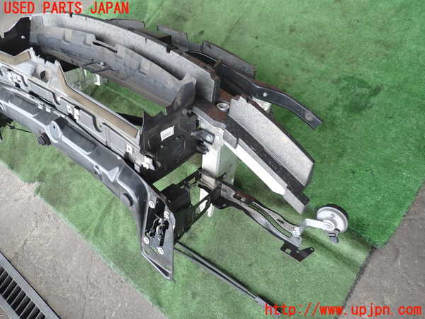 2UPJ-9230991041]BMW 320d ツーリング(8C20)コアサポート 中古 (F31)_3