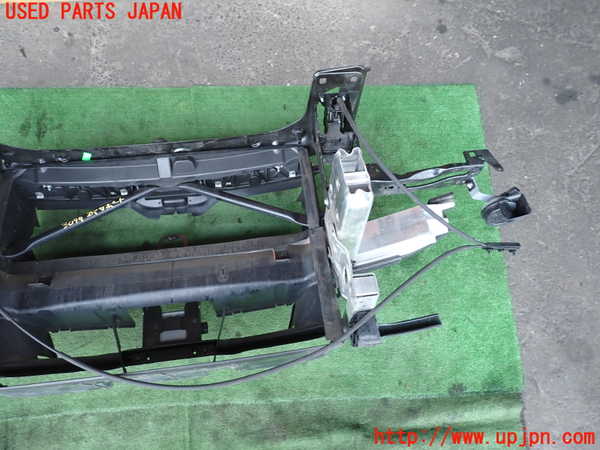 2UPJ-9230991041]BMW 320d ツーリング(8C20)コアサポート 中古 (F31)_4