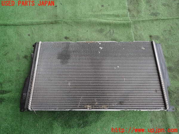 2UPJ-9230992321]BMW 320d ツーリング(8C20)ラジエーター1 中古 (F31)_3