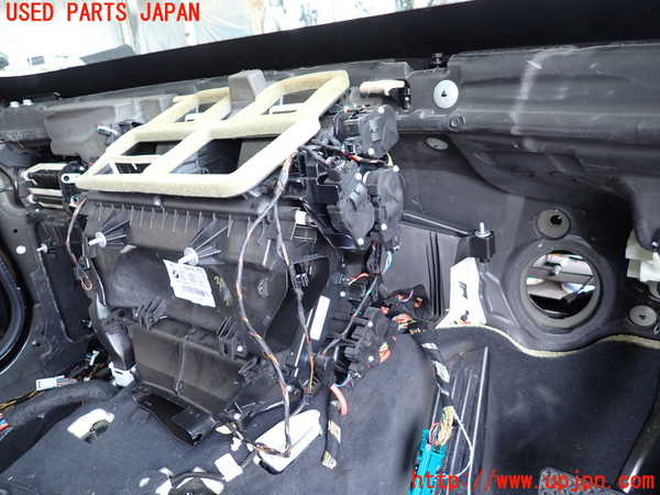 2UPJ-9230996081]BMW 320d ツーリング(8C20)エバポレーター1 中古 (F31)_2