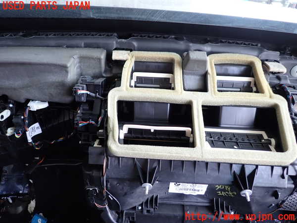 2UPJ-9230996081]BMW 320d ツーリング(8C20)エバポレーター1 中古 (F31)_4