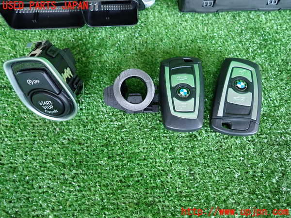 2UPJ-9230996110]BMW 320d ツーリング(8C20)エンジンコンピューター (ECU) 中古 (F31)_4