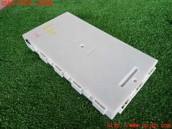 2UPJ-9230996146]BMW 320d ツーリング(8C20)コンピューター1 中古 (F31)_2
