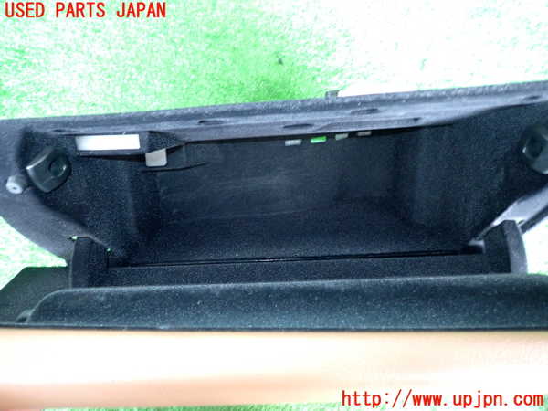 2UPJ-9230997516]BMW 320d ツーリング(8C20)グローブボックス1 中古 (F31)_5