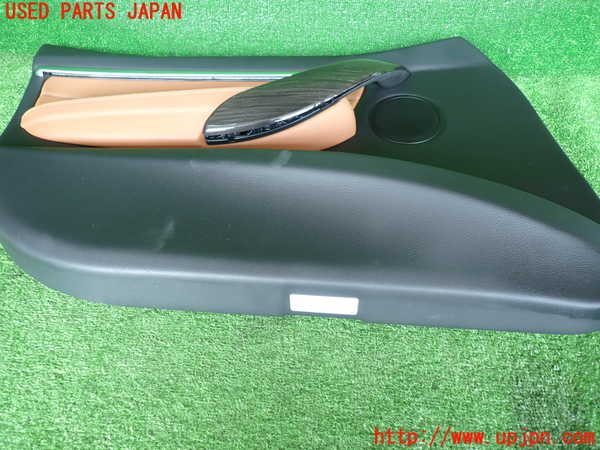 2UPJ-9230991264]BMW 320d ツーリング(8C20)左前ドア内張り 中古 (F31)_4